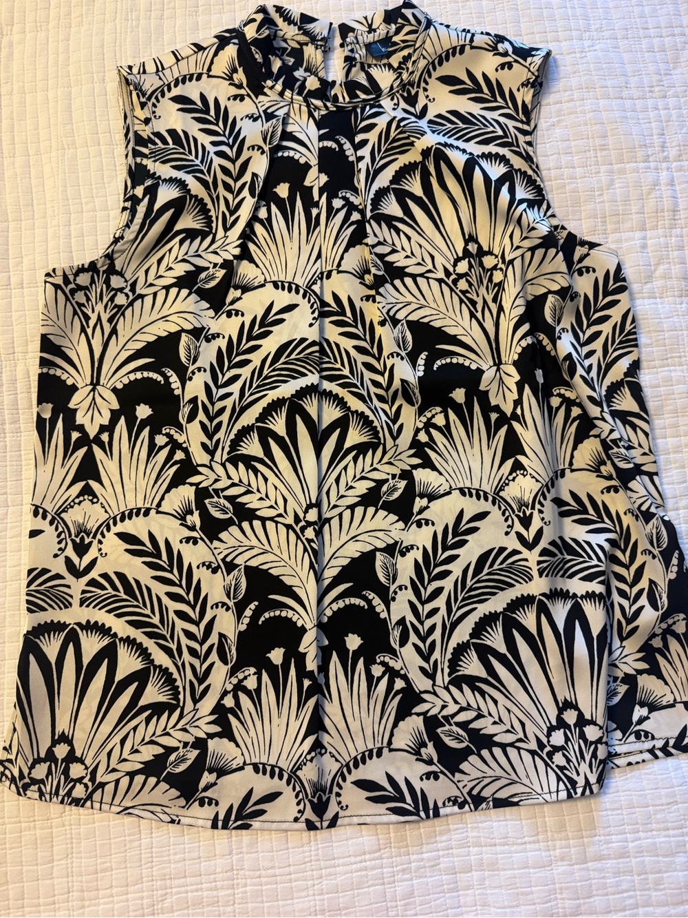Nicole Miller Black and Cream Botanical Sleeveless Top - Size M